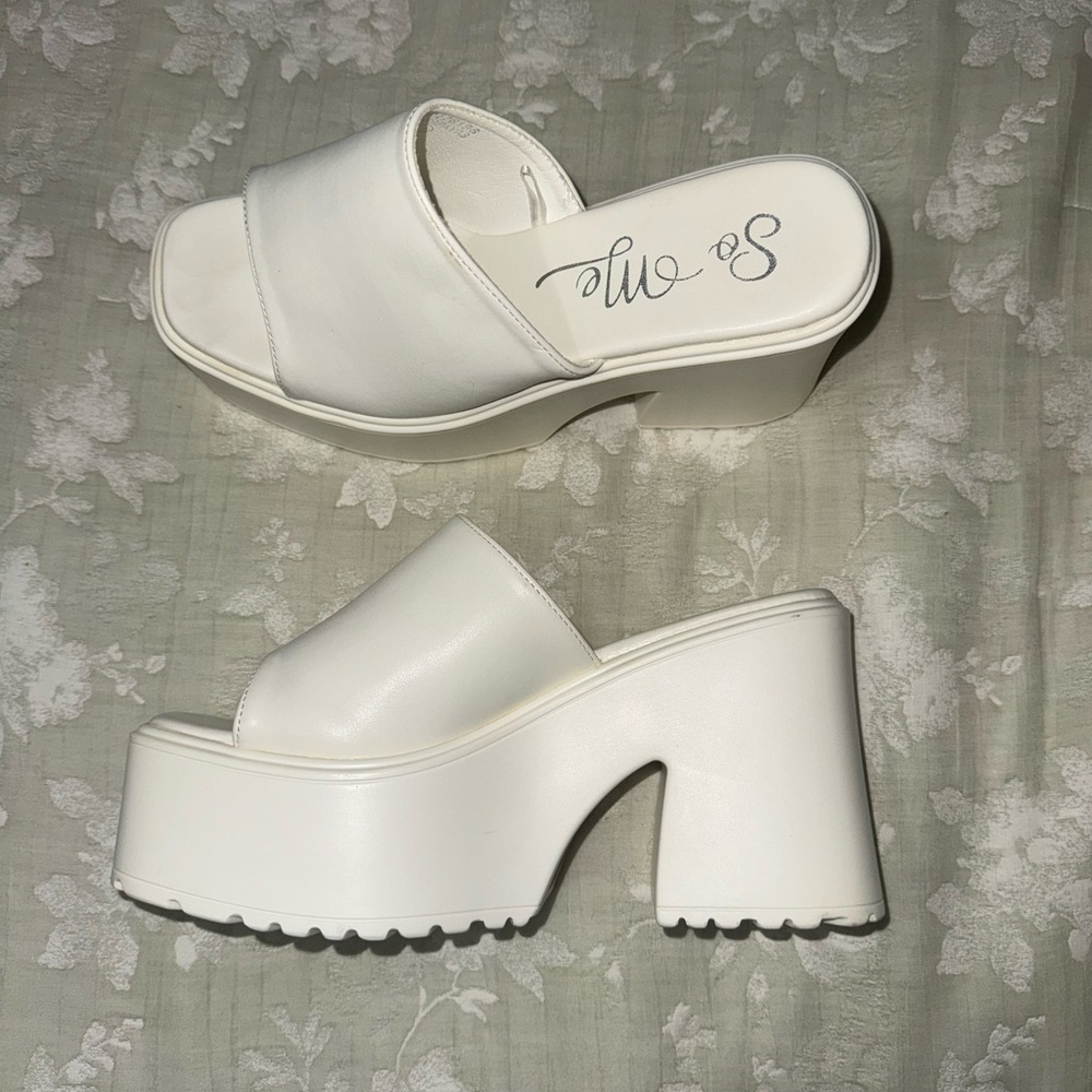 White Platform Open-Toe Block Heels - image 4